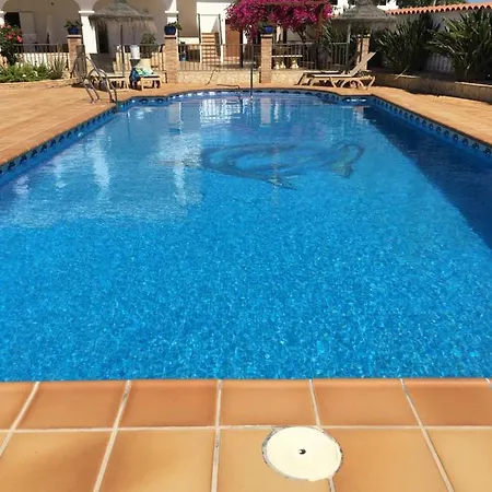 Turistico Llanos 8 *